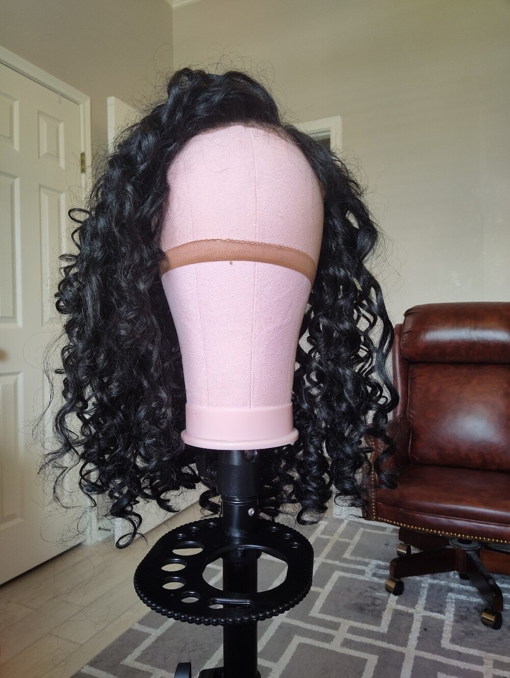 Outre Peak Edge 707 Curly 13x6 HD Lace Glueless Synthetic Wig Black 1B Baby Hair